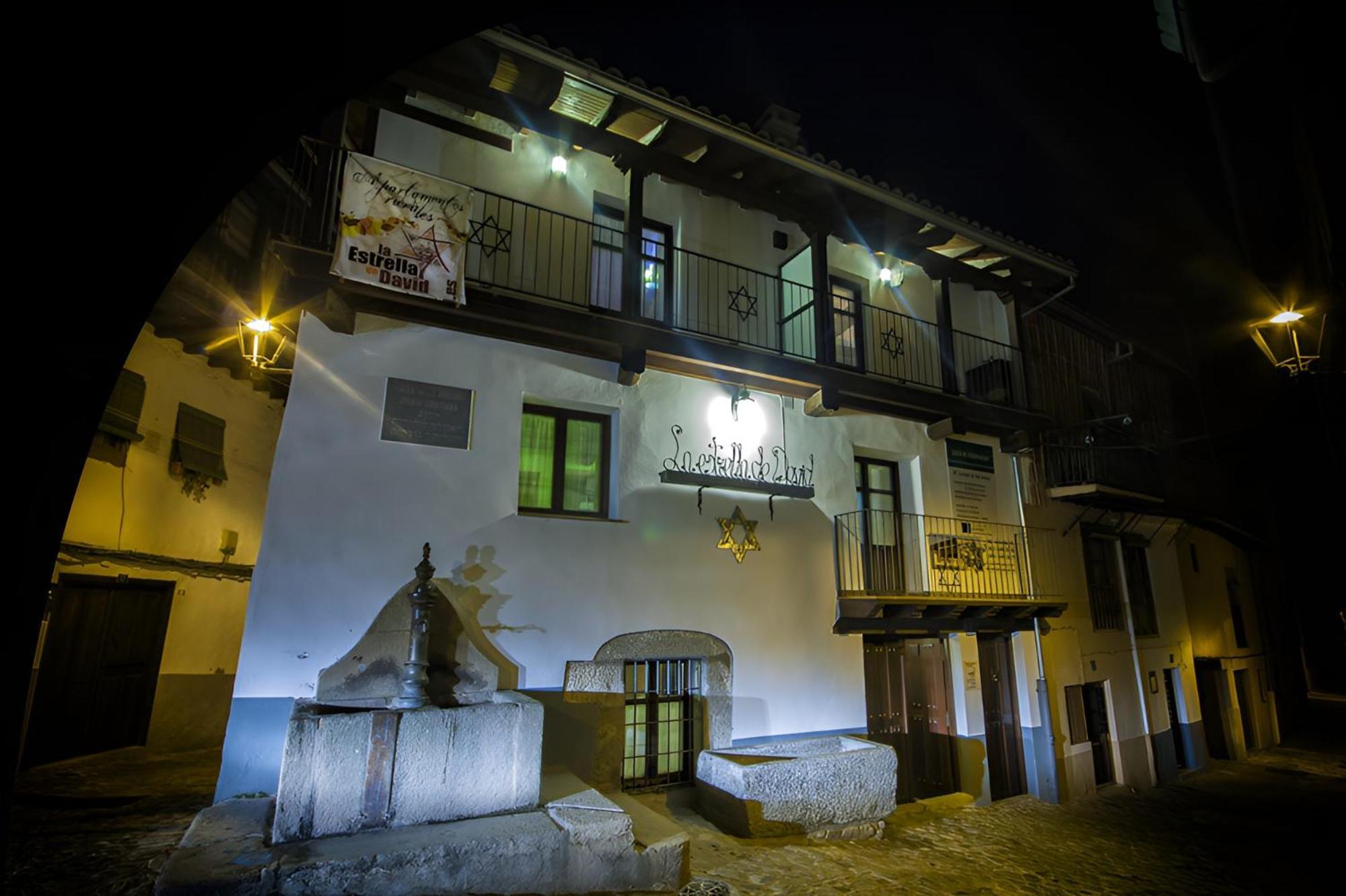 La Estrella De David, Apartamentos Rurales Hervás Екстериор снимка